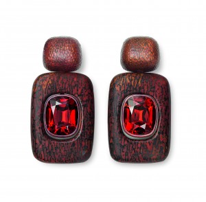 MPL2013. Hemmerle. Earrings, copper, white gold, dinosaur bone and agate, spessartite garnets