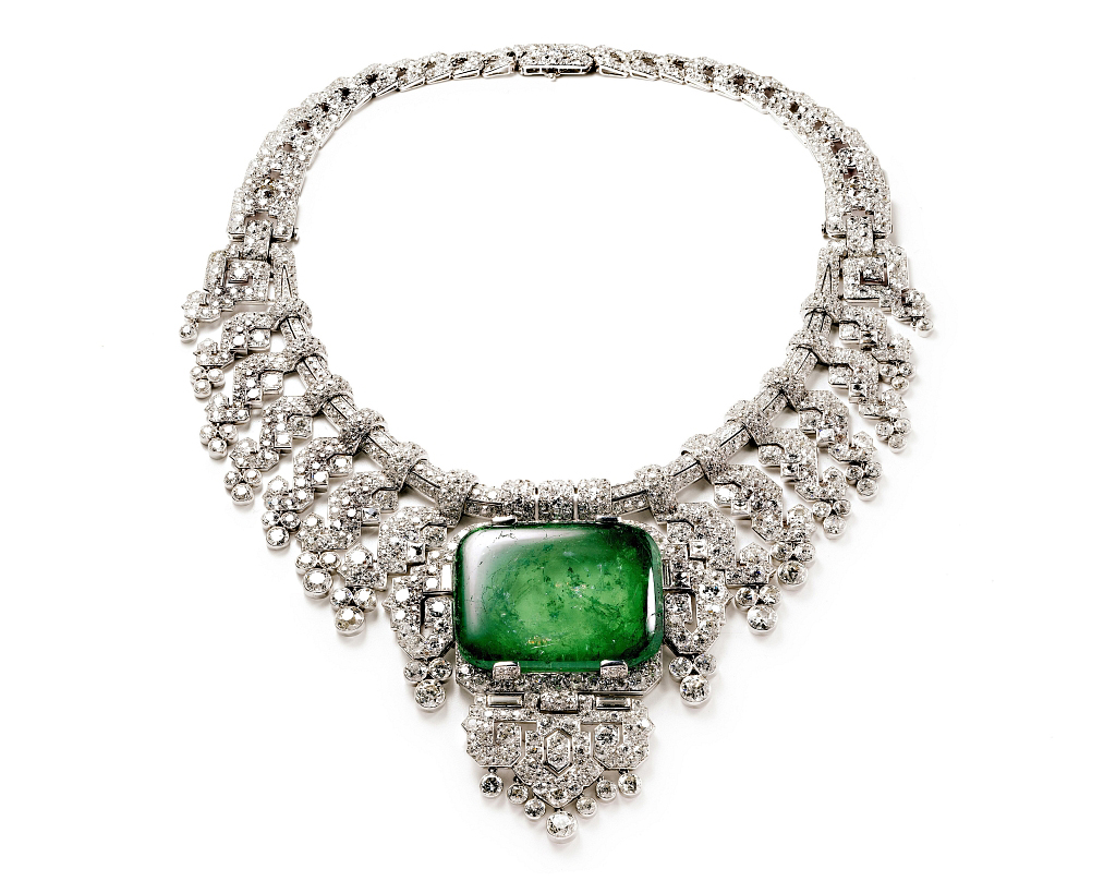 Necklace work by Countess of Granard. Cartier London, special order, 1932. Platinum, diamonds, emerald. Photos: Nick Welsh, Cartier Collection © Cartier.