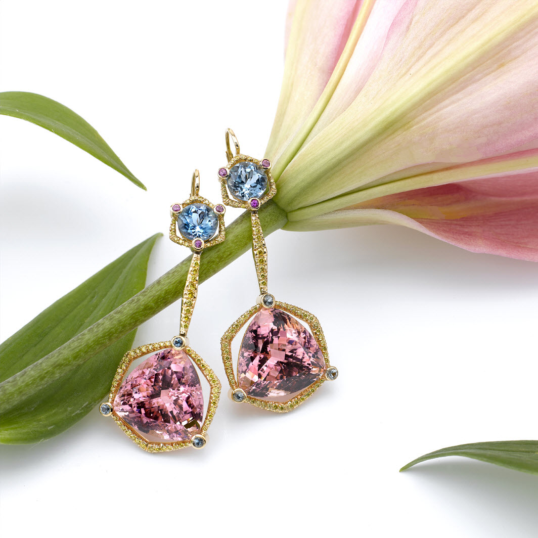 These flower earrings are made from pink tourmaline, fine aquamarine and yellow diamonds set in 18k gold.
