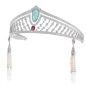 3.The pendants on this diadem by Chaumet can be detached and worn as earrings. Image: Chaumet. 