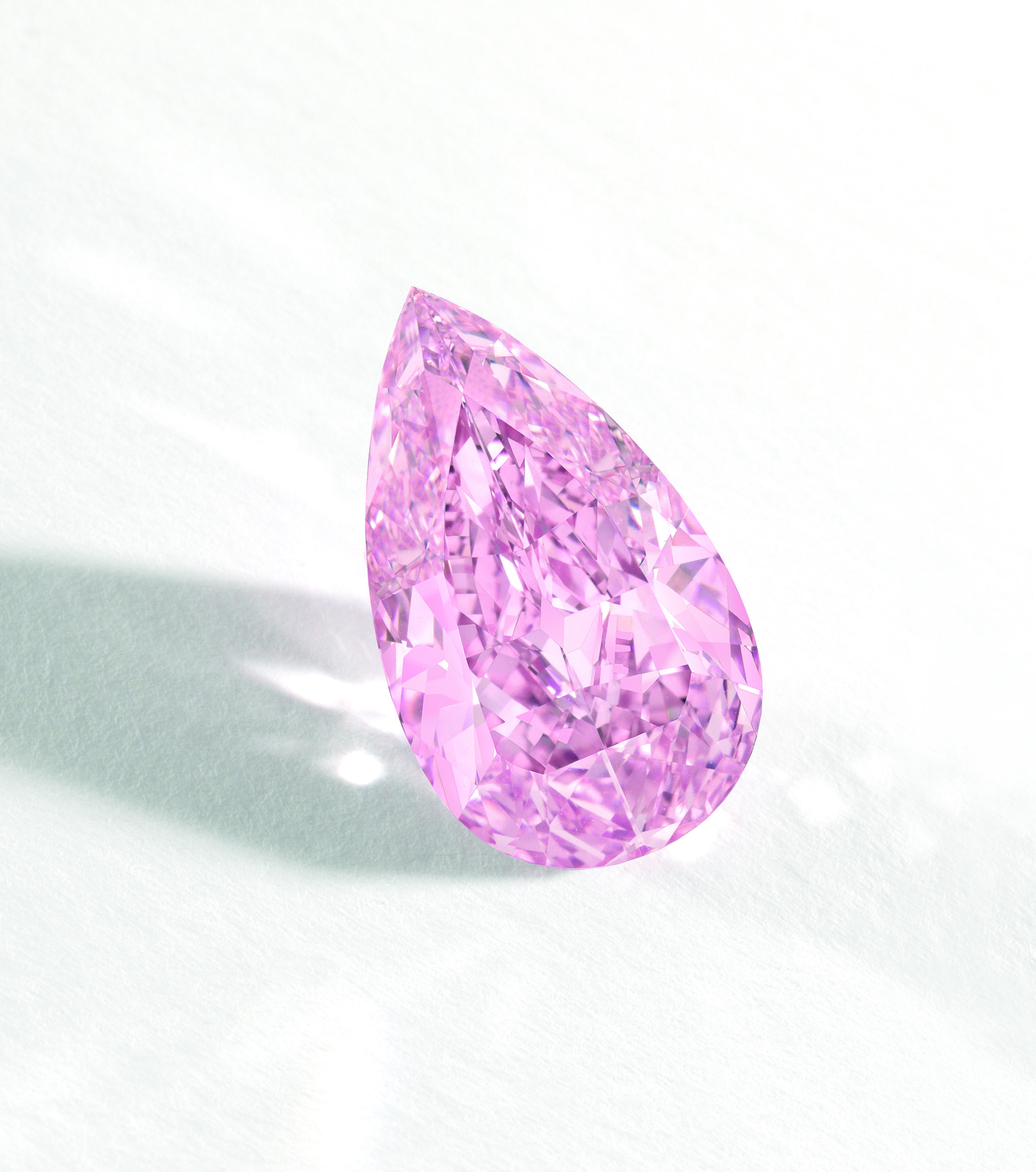 “Fancy Vivid” is the highest color grading possible in a colored diamond. Photo courtesy Sotheby Hong Kong.