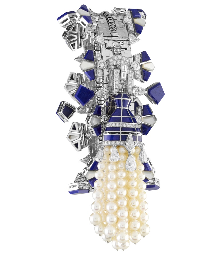 Many Van Cleef & Arpels pieces are inspired by fairy tales, poetry, and classic literature. Photo courtesy Van Cleef & Arpels.