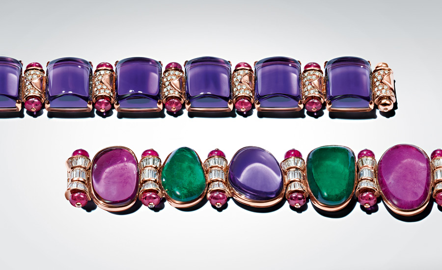 When applied to gemstones, the hemi-cylindrical takhit shape results in a rich, deep color that seems to glow from within. Photo courtesy Bulgari.