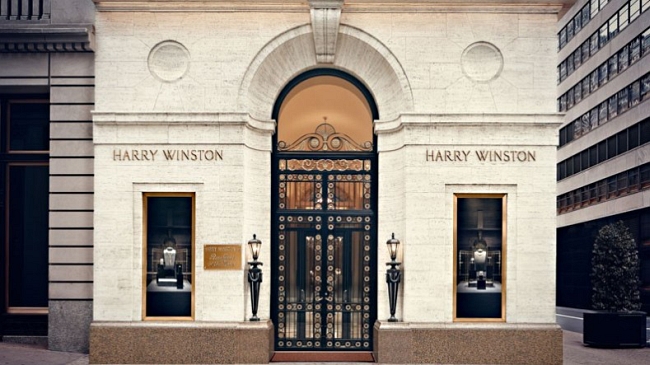 Harry Winston has a long legacy of philanthropy, and its support of amfAR will help expand the organization’s international presence. Photo courtesy Harry Winston.