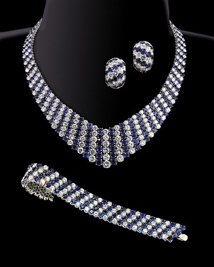 Hancocks brought along a necklace, bracelet, and earring set from Van Cleef and Arpels, which astounds with diamonds and sapphires arranged in stripes. Photo courtesy TEFAF.