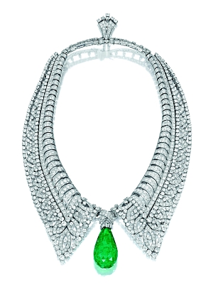 At the Sotheby's sale, Boucheron is represented by a gorgeous circa 1930s collar resplendent with approximately 40 carats of diamonds in addition to a 65.33-carat Colombian emerald centerpiece. 