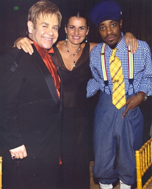 Jane Autore, Rosario’s wife and Autore design director, with Elton John and rapper Andre 3000 at an Oscars party hosted by Elton John.