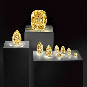 The rough also yielded eight satellite stones: six pear-shape, Fancy yellow stones as well as two brilliant round stones.