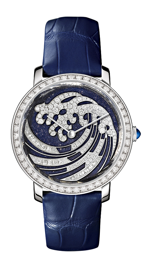 For Only Watch 2015, Boucheron designed the spectacular Epure Vague de Lumière. The one-of-a-kind timepiece features a white gold wave dazzlingly paved with 157 diamonds. Photos courtesy Monaco Yacht Show.