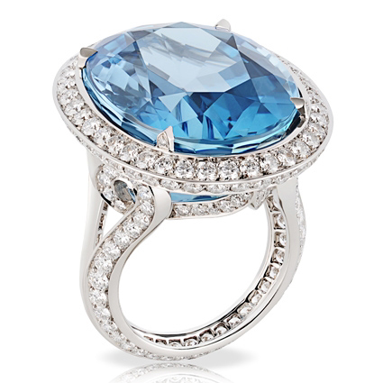 Fabergé’s Devotion line features a marvelous 29.72-carat aquamarine. Photo courtesy Fabergé. 