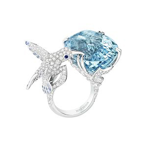 A hummingbird paved in diamonds and sapphires admires yet another light blue wonder in Boucheron’s Hopi ring. Photo courtesy Boucheron.