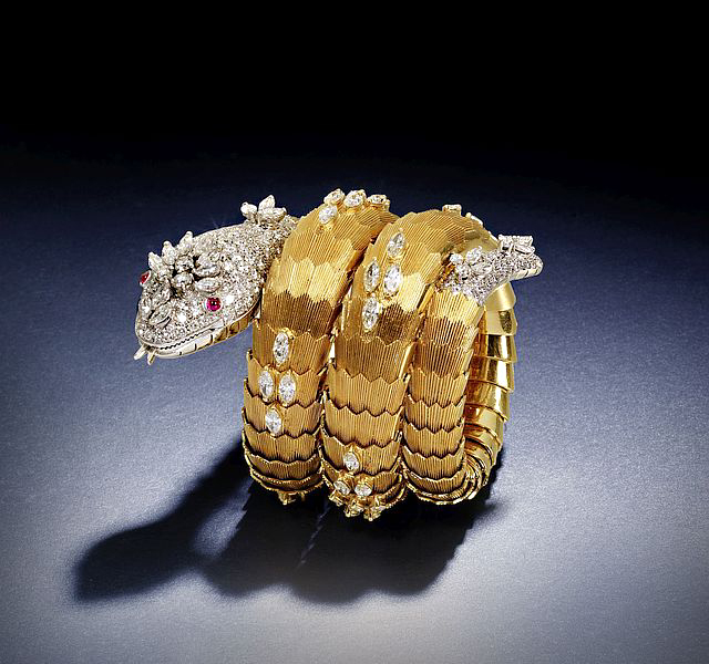 This Bulgari “Serpenti” watch/bracelet is from “La Dolce Vita” era and is considered by collectors to be the epitome of Bulgari luxury. Images courtesy Bonhams.